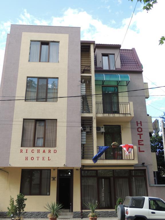 טביליסי Hotel Richard מראה חיצוני תמונה
