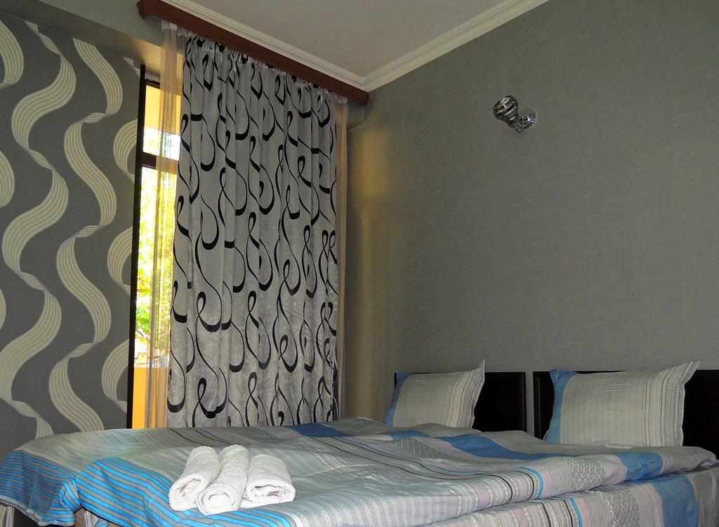 טביליסי Hotel Richard מראה חיצוני תמונה