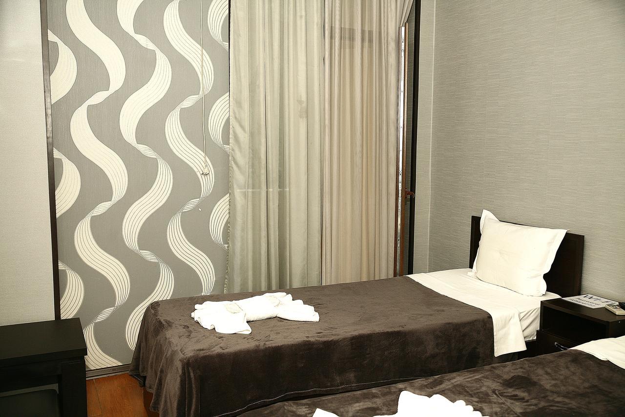 טביליסי Hotel Richard מראה חיצוני תמונה