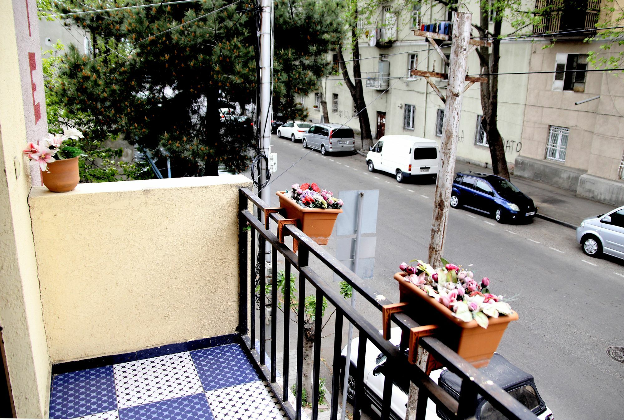 טביליסי Hotel Richard מראה חיצוני תמונה