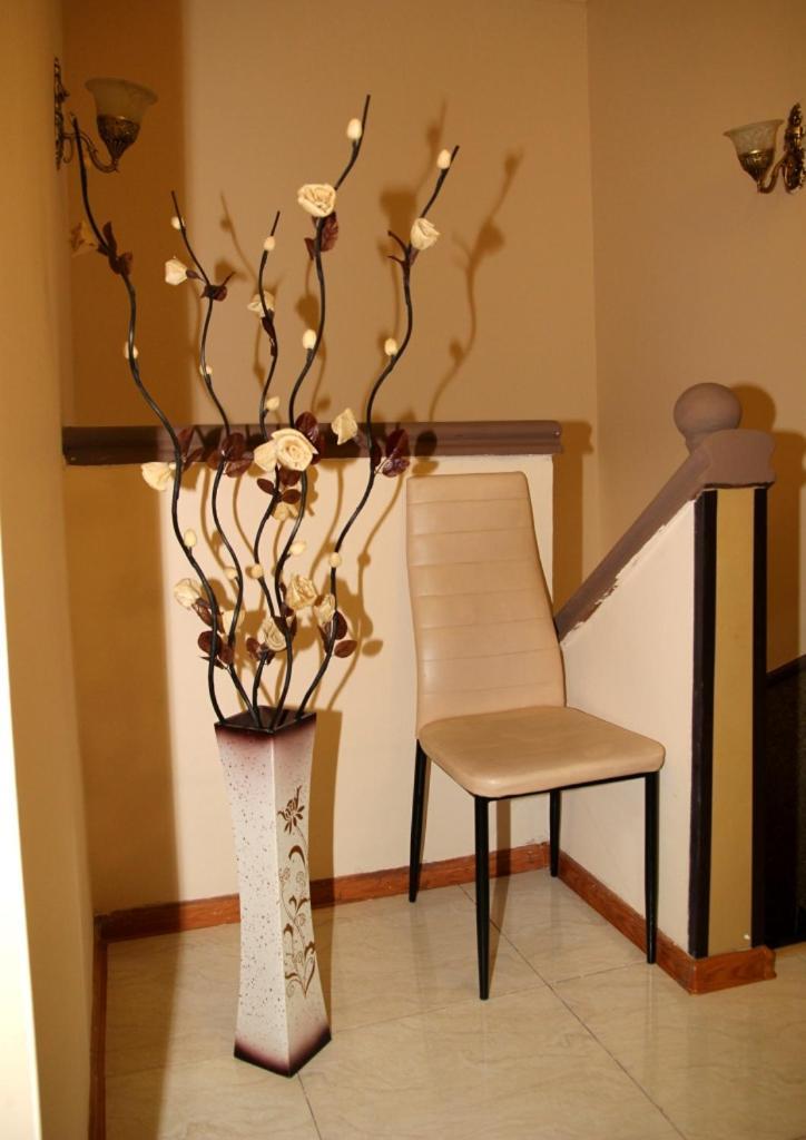 טביליסי Hotel Richard מראה חיצוני תמונה