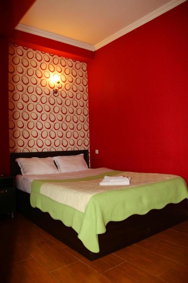 טביליסי Hotel Richard מראה חיצוני תמונה